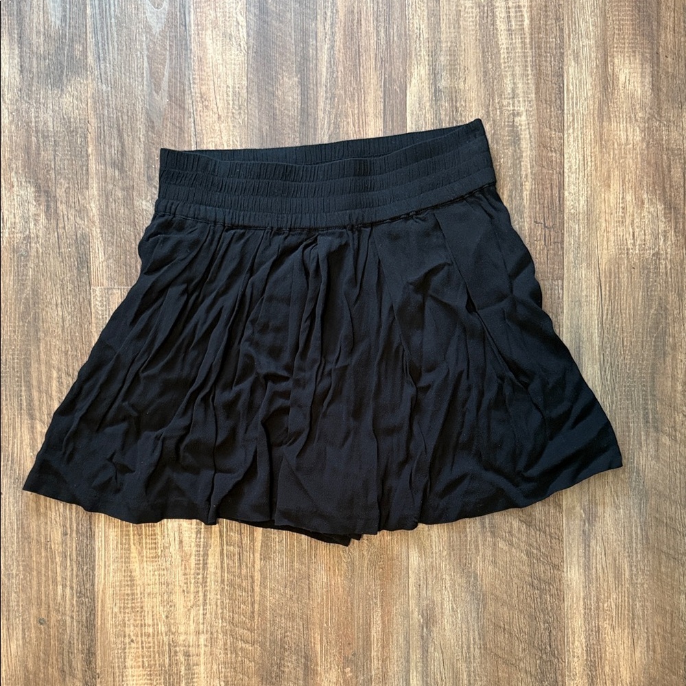 Zara Basic Collection Skirt w/ pockets
